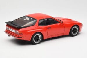 Porsche 924 Carrera GT Guards Piros AUTOart 1:18 78003 Fém – 3. kép a 8-ből