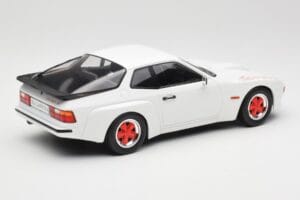 Porsche 924 Carrera GT Fehér & Piros Felnik MCG 1:18 MCG18303 Fém – 2. kép a 6-ből