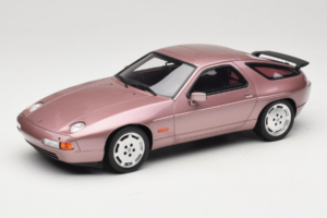 Porsche 928 S Cassis Red Metallic GT Spirit 1:18 GT524 Gyanta