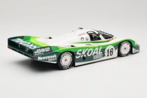 Porsche 956L #16 Skoal Bandit G. Edwards / D. Sears / M. Bleekemolen 24 Hours of Le Mans 1983 Minichamps 1:18 183836916 Fém – 3. kép a 8-ből
