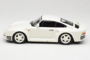 Porsche 959 Grand Prix White Minichamps 1:18 155066202 Fém – 3. kép a 6-ből