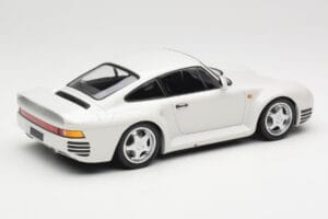 Porsche 959 White Metallic Minichamps 1:18 155066206 Fém – 2. kép a 6-ből