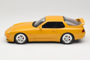 Porsche 968 Turbo S Sárga GT Spirit 1:18 GT947 Gyanta – 3. kép a 6-ből