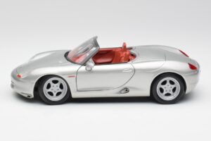 Porsche Boxster 986 Ezüst Maisto 1:18 37800-M3 Fém – 4. kép a 8-ből