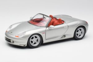 Porsche Boxster 986 Ezüst Maisto 1:18 37800-M3 Fém