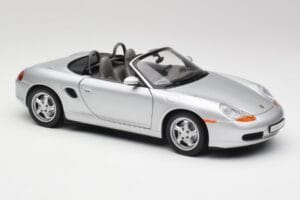 Porsche Boxster 986 Kabrió Arctic Ezüst Metál UT Models 1:18 27852 Fém – 6. kép a 8-ből