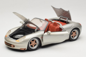 Porsche Boxster 986 Concept Ezüst Maisto 1:18 50231 Fém – 2. kép a 8-ből