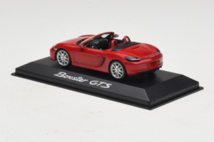 Porsche Boxster 981 GTS Piros Minichamps 1:43 WAP0200140E Fém – 3. kép a 5-ből