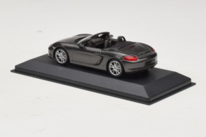 Porsche Boxster 981 S Grey Metallic Minichamps 1:43 PORSCHE005 Fém – 3. kép a 4-ből