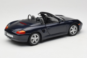 Porsche Boxster 986 S Night Blue UT Models 1:18 WAP021006-R1 Fém – 3. kép a 8-ből