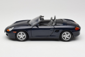 Porsche Boxster 986 S Night Blue UT Models 1:18 WAP021006-R1 Fém – 4. kép a 8-ből