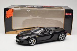 Porsche Carrera GT 980 Fekete Maisto 1:18 36622 Fém – 8. kép a 8-ből