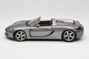 Porsche Carrera GT Szürke Metál Maisto 1:18 36622-R1 Fém – 4. kép a 8-ből