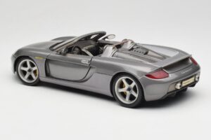Porsche Carrera GT Szürke Metál Maisto 1:18 36622-R1 Fém – 7. kép a 8-ből