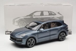 Porsche Cayenne 958 Turbo S Blue Metallic Minichamps 1:18 110066070 Fém – 8. kép a 8-ből