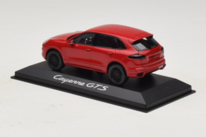 Porsche Cayenne 958 GTS Piros Minichamps 1:43 WAP0200070E Fém – 3. kép a 5-ből