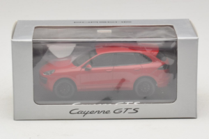 Porsche Cayenne 958 GTS Piros Minichamps 1:43 WAP0200070E Fém – 5. kép a 5-ből