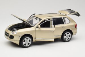 Porsche Cayenne S 955 Bézs Maisto 1:18 WAPC2100213 Fém – 2. kép a 8-ből