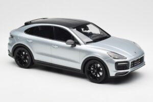 Porsche Cayenne E3 S Coupe Dolo Ezüst Norev 1:18 WAP0213220K Fém – 4. kép a 6-ből