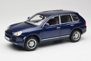 Porsche Cayenne S 9PA Dark Sea Kék Metál Maisto 1:18 31635 Fém