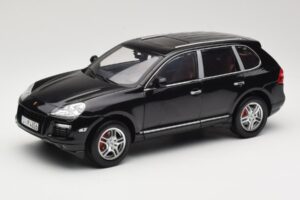 Porsche Cayenne Turbo 957 Fekete Norev 1:18 WAP02112317 Fém