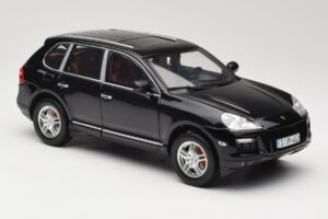 Porsche Cayenne Turbo 957 Fekete Norev 1:18 WAP02112317 Fém – 6. kép a 8-ből