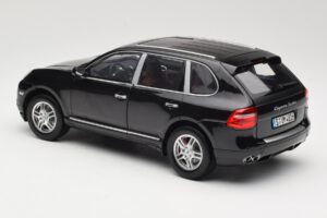 Porsche Cayenne Turbo 957 Fekete Norev 1:18 WAP02112317 Fém – 7. kép a 8-ből