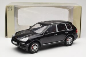 Porsche Cayenne Turbo 957 Fekete Norev 1:18 WAP02112317 Fém – 8. kép a 8-ből