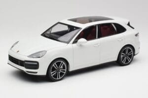 Porsche Cayenne 9YA Turbo Fehér Metallic Minichamps 1:18 155042560 Fém