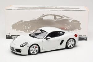 Porsche Cayman 981 Fehér Minichamps 1:18 113062221 Fém – 8. kép a 8-ből