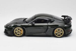 Porsche Cayman GT4 RS 982 Weissach Package Brewster Green Norev 1:18 187250 Fém – 4. kép a 8-ből