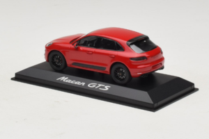 Porsche Macan 95B GTS Piros Minichamps 1:43 WAP0206030G Fém – 3. kép a 5-ből