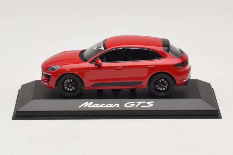 Porsche Macan 95B GTS Piros Minichamps 1:43 WAP0206030G Fém