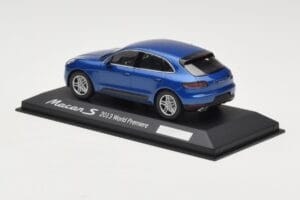 Porsche Macan 95B S Kék World Premiere Minichamps 1:43 WAP0201550E Fém – 3. kép a 4-ből