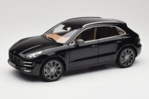 Porsche Macan Turbo 95B Black Metallic Minichamps 1:18 110062502 Fém