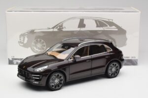 Porsche Macan 95B Turbo Mahagóni Metál Minichamps 1:18 110062500 Fém – 8. kép a 8-ből