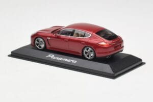 Porsche Panamera 970 Piros Minichamps 1:43 WAP02000119 Fém – 3. kép a 4-ből