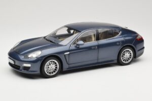 Porsche Panamera 970 S Kék Minichamps 1:18 WAP02100119 Fém