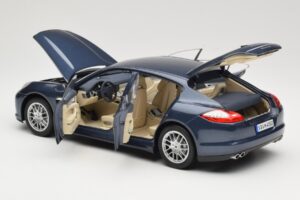 Porsche Panamera 970 S Kék Minichamps 1:18 WAP02100119 Fém – 5. kép a 8-ből