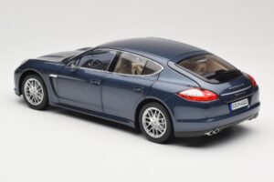 Porsche Panamera 970 S Kék Minichamps 1:18 WAP02100119 Fém – 7. kép a 8-ből