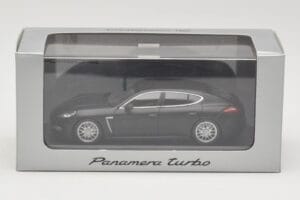 Porsche Panamera 970 Turbo Matt Black Minichamps 1:43 WAP0200270C Fém – 4. kép a 4-ből