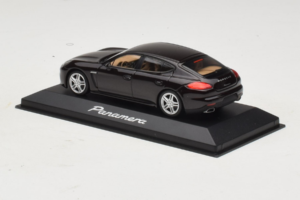 Porsche Panamera 970 Black Metallic Minichamps 1:43 WAP0203900E Fém – 3. kép a 5-ből