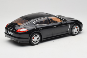 Porsche Panamera 970 Turbo Basalt Black Norev 1:18 WAP02100319 Fém – 3. kép a 8-ből