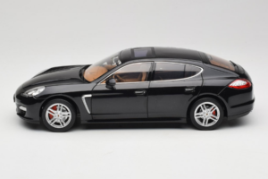 Porsche Panamera 970 Turbo Basalt Black Norev 1:18 WAP02100319 Fém – 4. kép a 8-ből