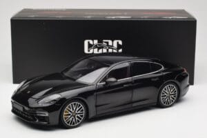 Porsche Panamera 971 Turbo S Fekete Metallic Minichamps 1:18 113061076 Fém – 8. kép a 8-ből