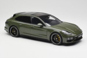 Porsche Panamera Turbo S 971 Sport Turismo Zöld GT Spirit 1:18 GT447 Gyanta – 4. kép a 6-ből