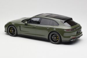 Porsche Panamera Turbo S 971 Sport Turismo Zöld GT Spirit 1:18 GT447 Gyanta – 5. kép a 6-ből
