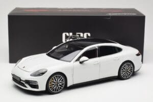 Porsche Panamera 971 Turbo S Fehér Metallic Minichamps 1:18 113061074 Fém – 8. kép a 8-ből