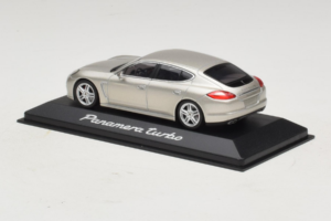 Porsche Panamera 970 Turbo Ezüst Minichamps 1:43 WAP02000519 Fém – 3. kép a 5-ből