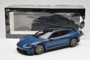 Porsche Taycan J1 Turbo S Cross Turismo Kék Minichamps 1:18 155069301 Fém – 6. kép a 6-ből